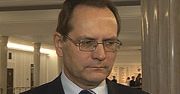 Znany poseł "straci dziś rękę"? Szef partii grozi