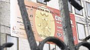Deweloperzy imają się różnych sposobów, by sprzedać mieszkania.