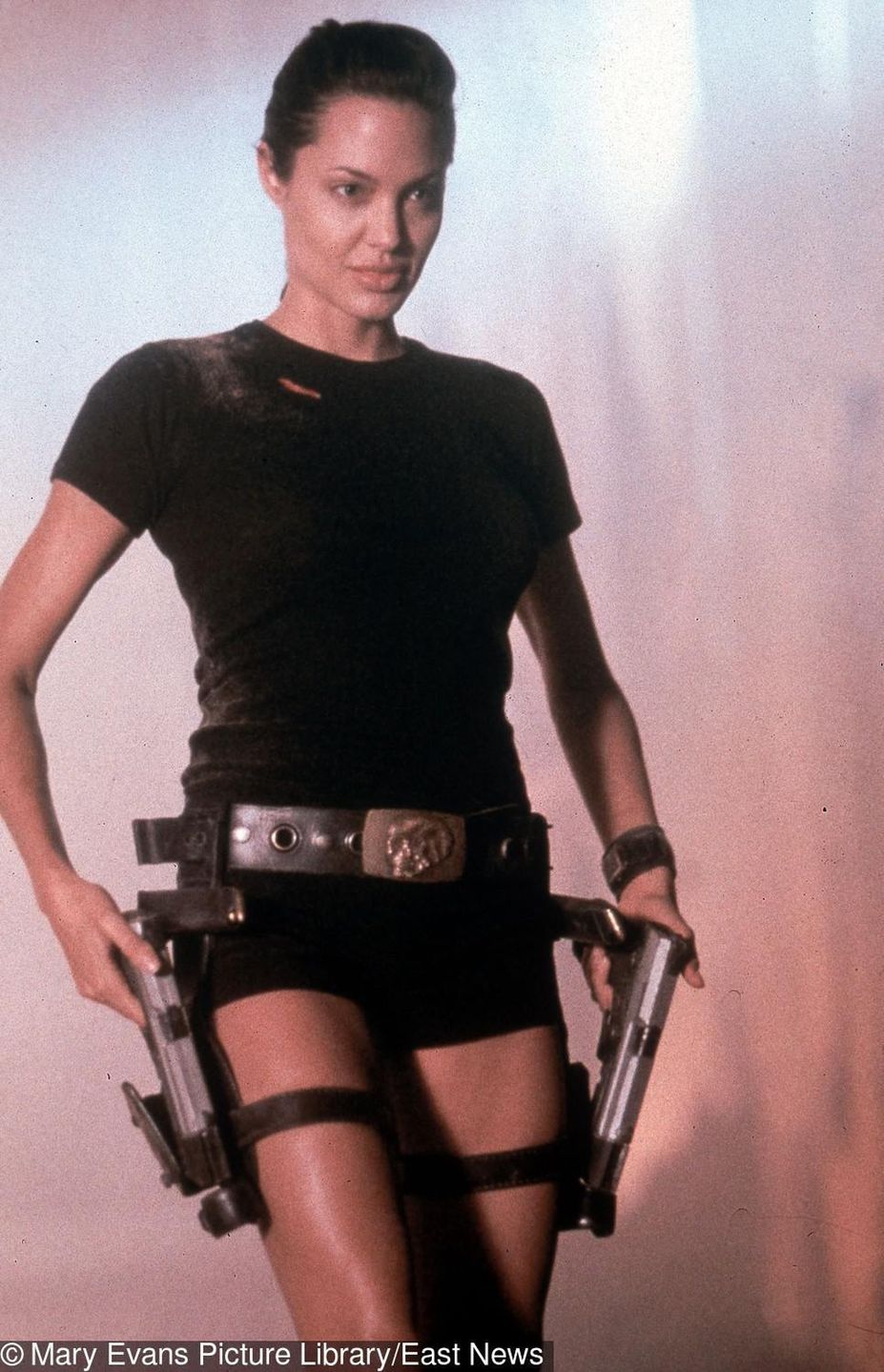 Angelina Jolie jako Lara Croft w filmie "Tomb Rider" (2001)