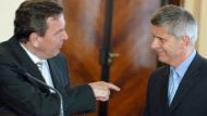 Gerhard Schroeder i Marek Belka