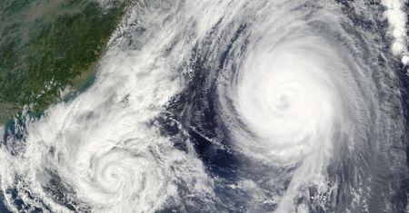 Tajfun Nanmadol coraz bliżej lądu Japonii. Miliony osób ewakuowanych
