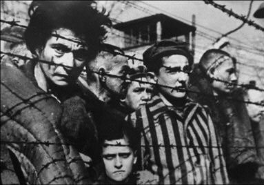 Więźniowie jadą do KL Auschwitz