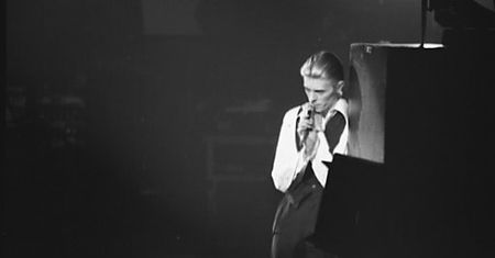 Unikalne teksty Davida Bowiego na aukcji