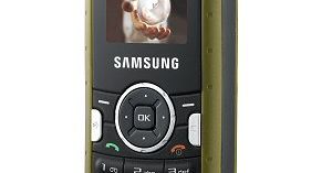 Samsung M110, czyli tani telefon "wszystkoodporny"