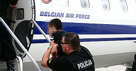 Podejrzany o zabójstwo nastolatka - noc w belgijskim ośrodku