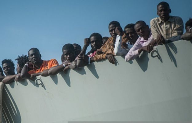 Kapitan statku z muzułmańskim migrantami zamordował sześciu chrześcijan. Przez ich religię