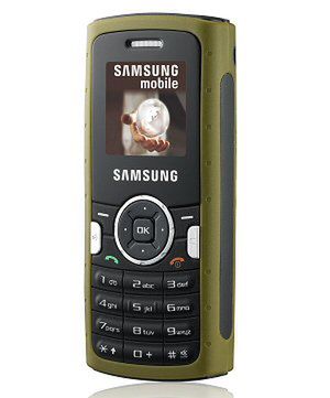 Samsung M110, czyli tani telefon "wszystkoodporny"