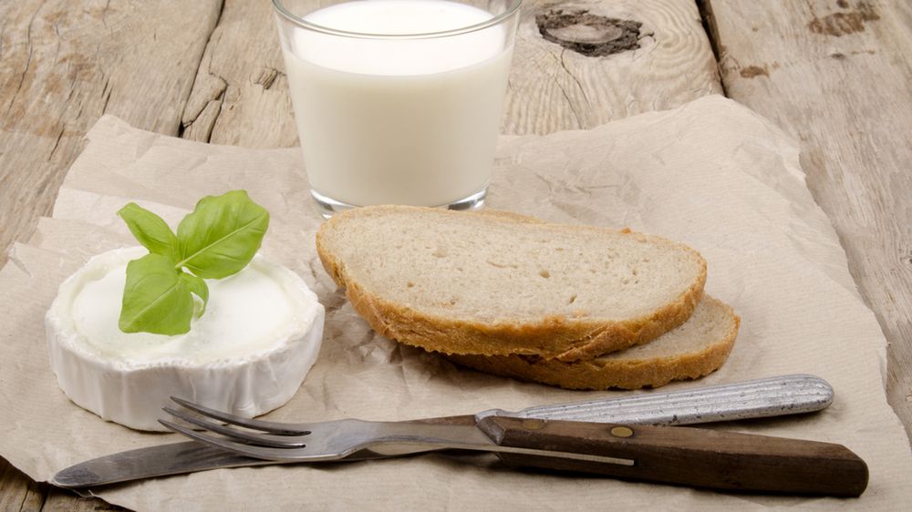 Nabiał w ciąży. Jakie produkty są wskazane, a z których lepiej zrezygnować?