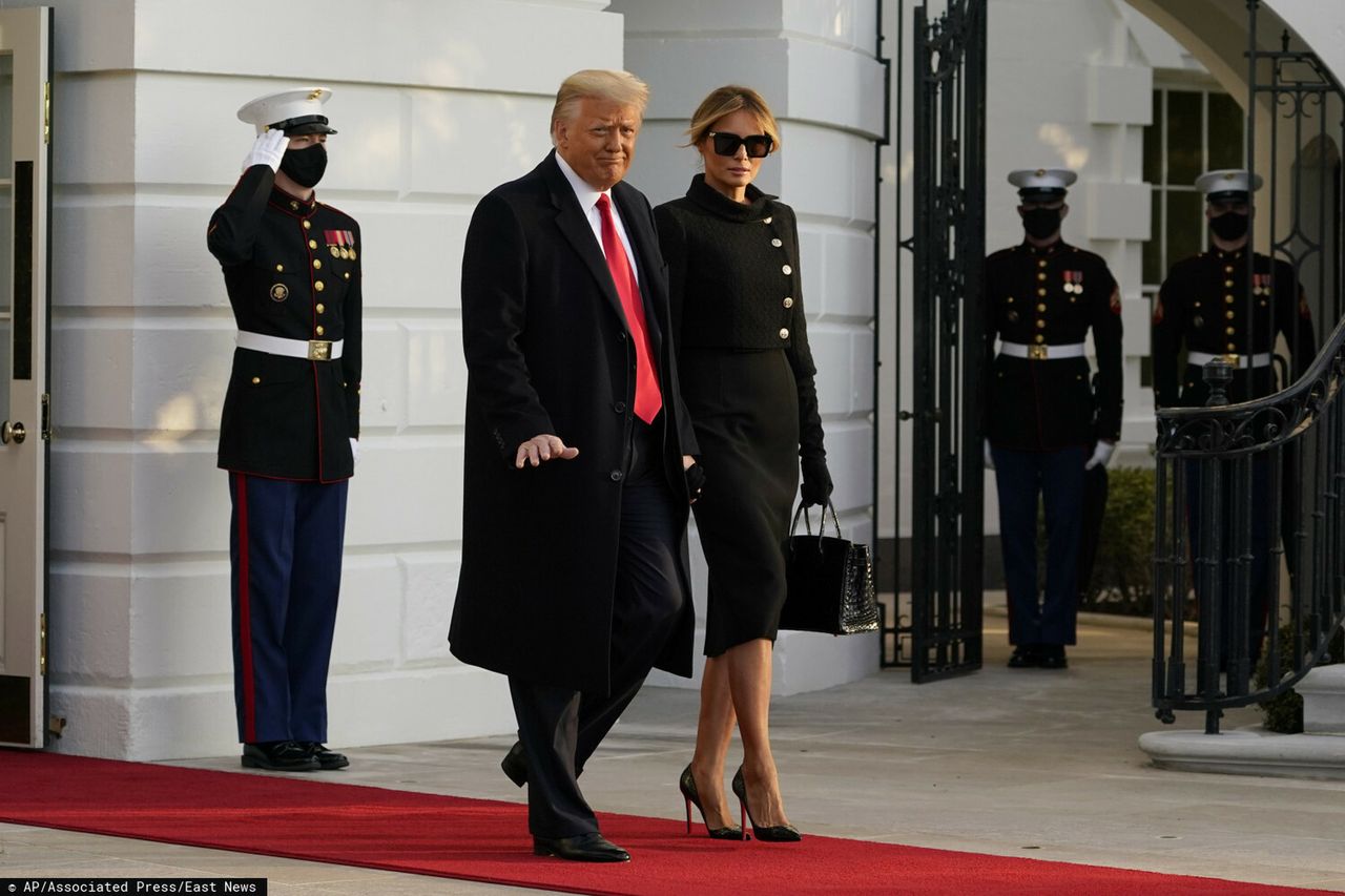 Donald i Melania Trump opuszczają Biały Dom