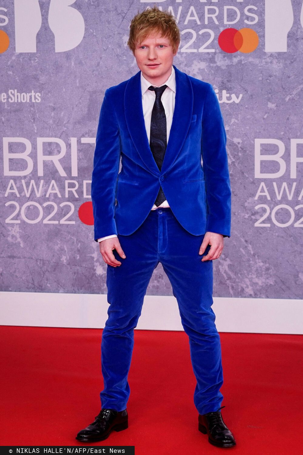 Ed Sheeran – Brit Awards 2022, garnitur: Etro
