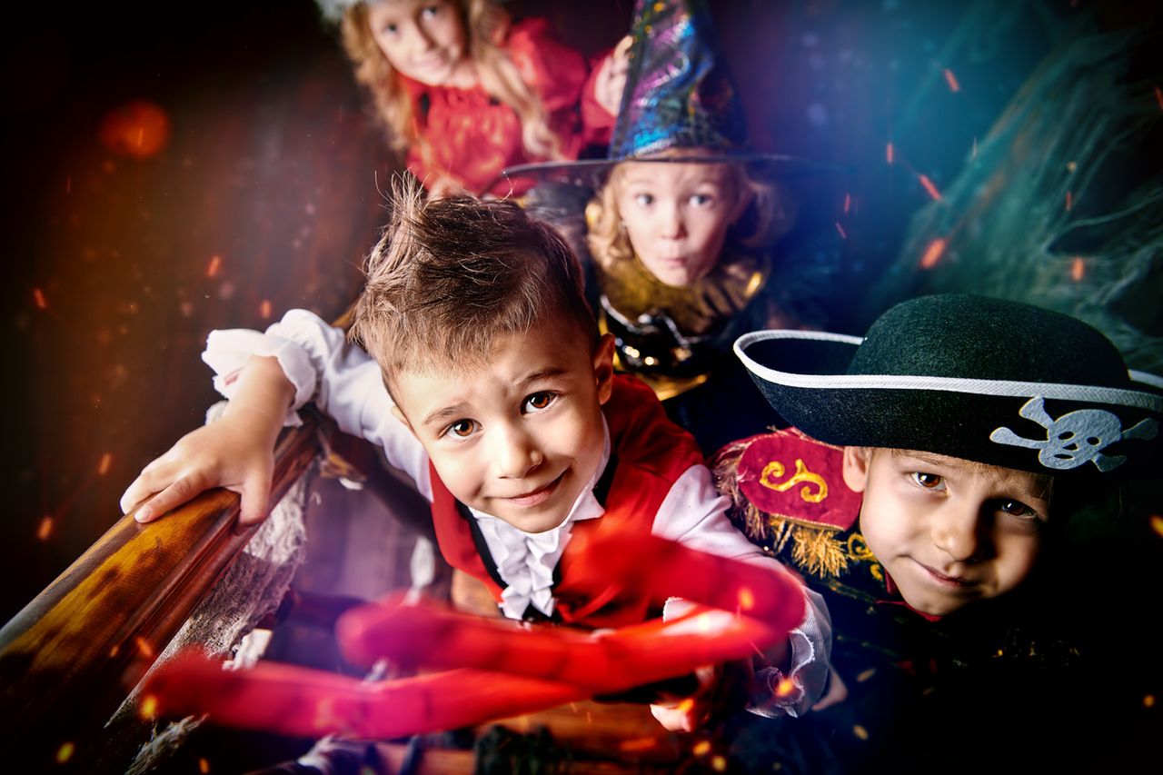 Jak zrobić strój postaci z bajki za niewielkie pieniądze?