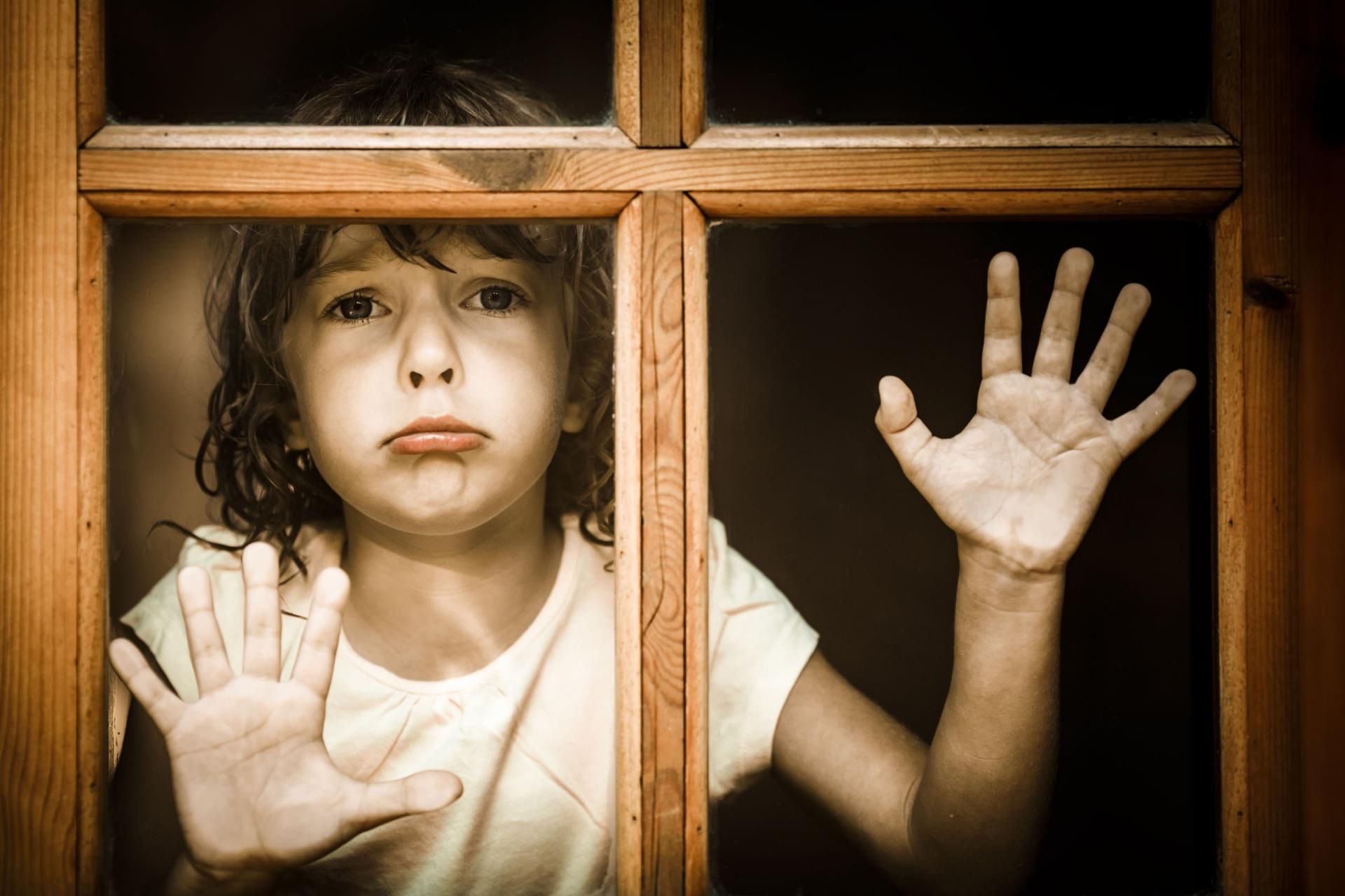 Rodzice nie powinni wychodzić z domu bez pożegnania z dzieckiem