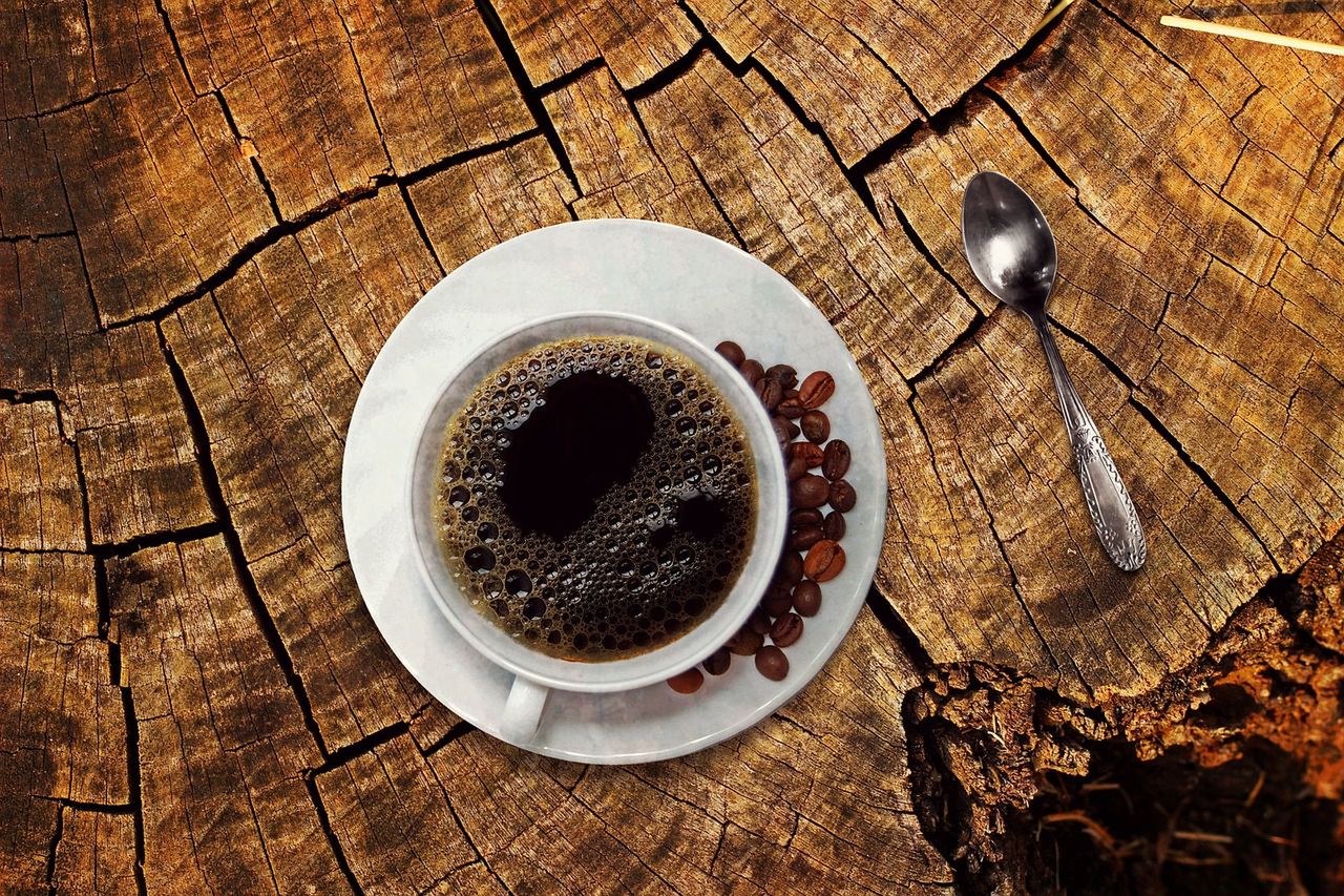 Zalej czerstwy chleb kawą. Fot. Pixabay