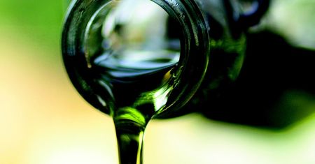 Skandal skażenia oleju kuchennego wstrząsa Chinami