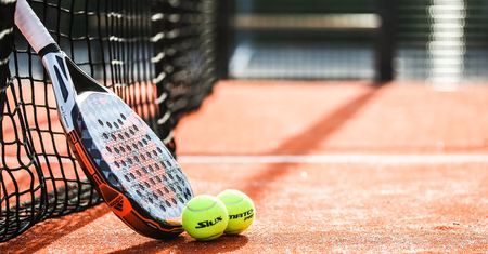 Linette w trzeciej rundzie Wimbledonu