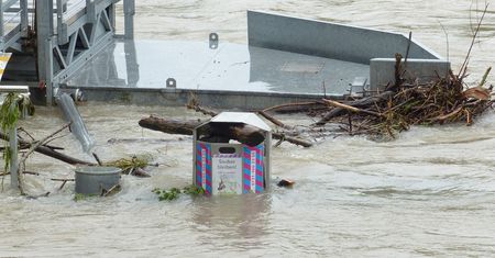 Ulewne deszcze powodują śmiertelne powodzie w Korei Południowej