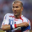 Zinedine Zidane na torze w Magny-Cours