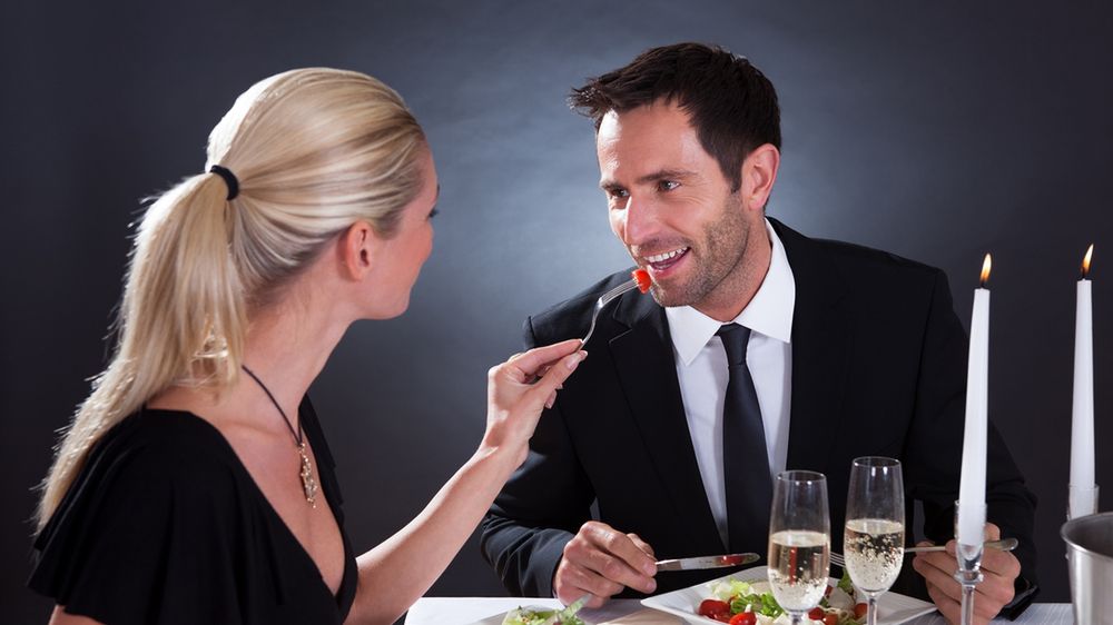 Sprawdź, dlaczego warto randkować z własnym mężem