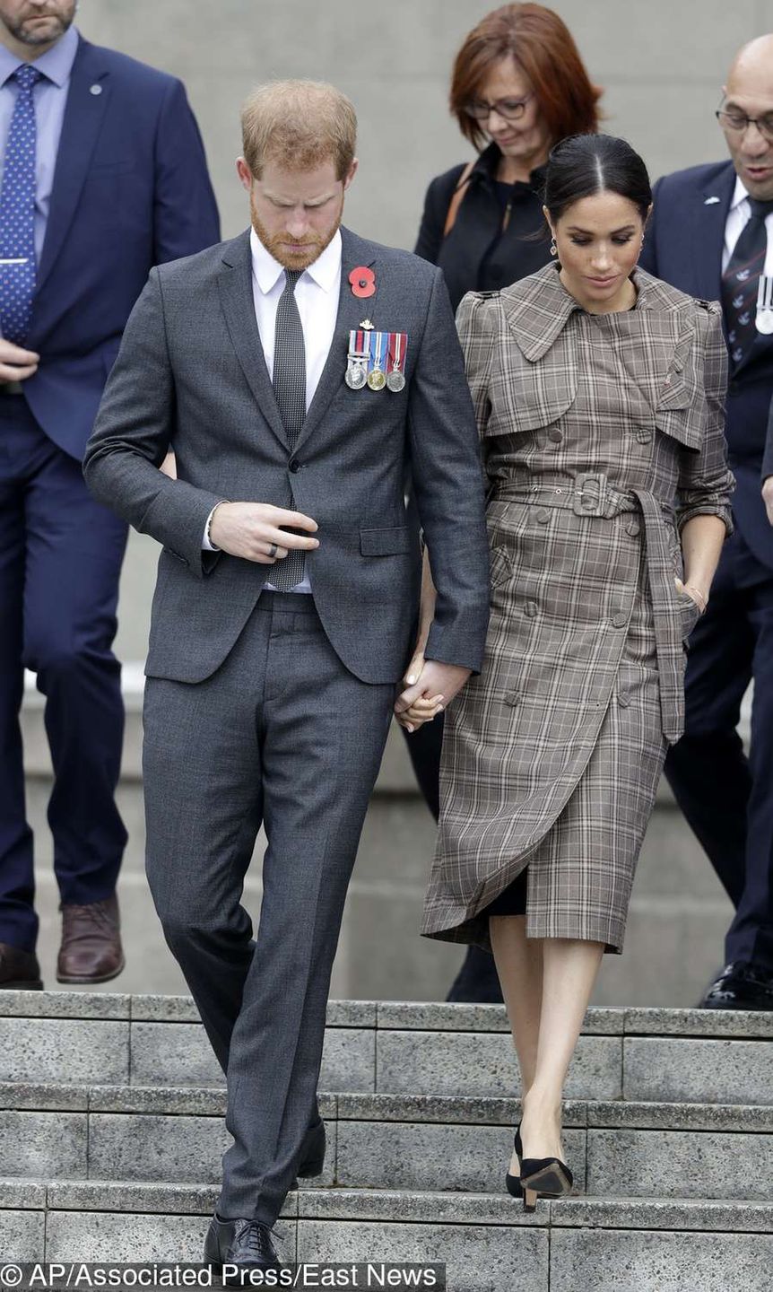 Książę Harry trzymał Meghan Markle za rękę podczas ich wizyty w Nowej Zelandii