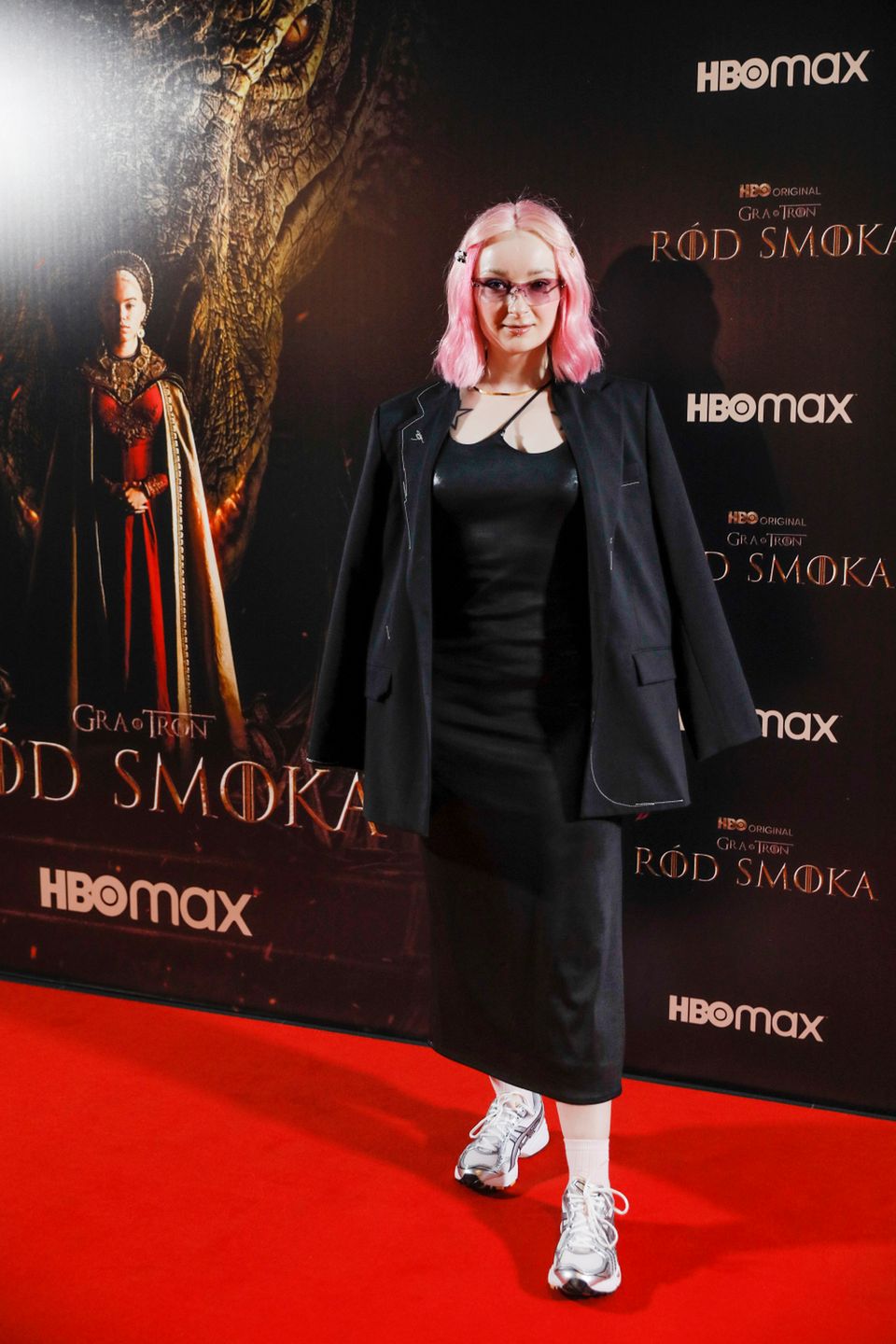 Red Lipstick Monster. Polska premiera serialu "Ród smoka"
