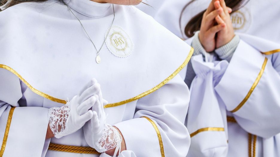 Ceny za zorganizowanie przyjęcia komunijnego powalają. "Zapłaciłam więcej niż za wesele"