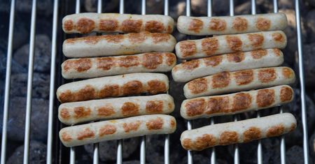 Grill nie tylko dla mięsożerców. Roślinne alternatywy na celowniku dietetyka