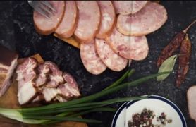 Substancje rakotwórcze w wędzonym mięsie (WIDEO)