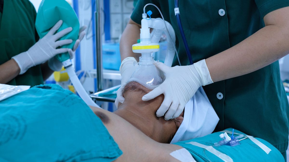 Anestetyki podaje się najczęściej dożylnie lub wziewnie