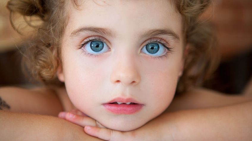 Według ekspertów, niebieski kolor oczu posiada jedynie od 1 do 8 proc. światowej populacji. 