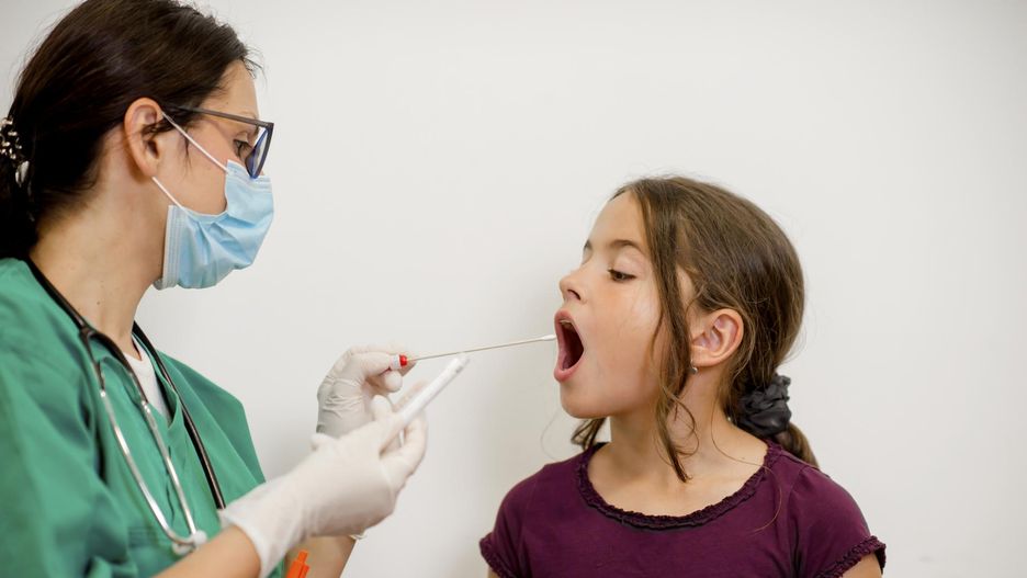 Zapalenie jamy ustnej u dzieci