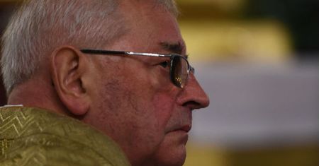 Ekshumacje ofiar katastrofy smoleńskiej. Bp Pieronek: jeśli ktoś robiłby to w celach politycznych, to jest to bezczeszczenie