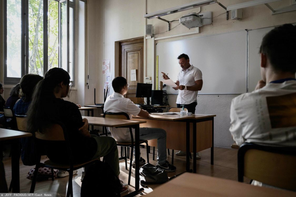 Szkoła nie ma prawa oceniać koloru włosów, paznokci i tatuaży ucznia