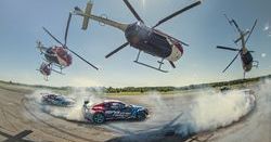 Taniec Toyoty GT86 i helikoptera. W rolach głównych Przygoński i Baumgartner