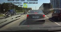 Tak się kończy wyprzedzanie na pasach