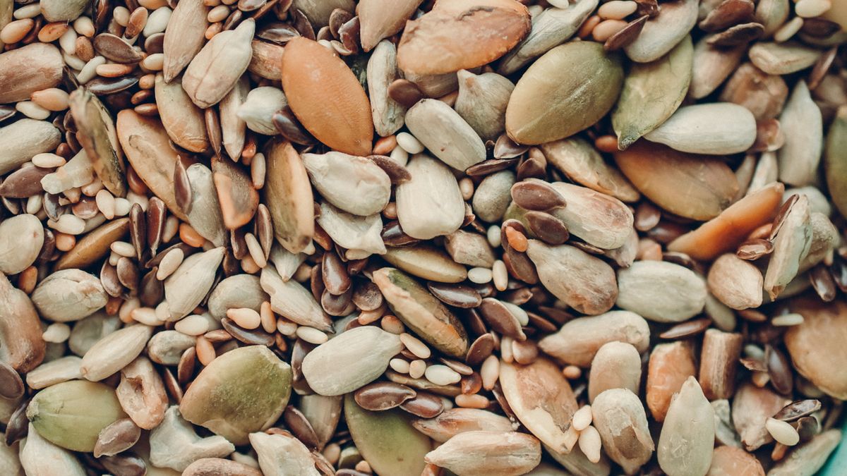Kwasy omega 6 znajdują się m.in. w pestkach dyni i słonecznika