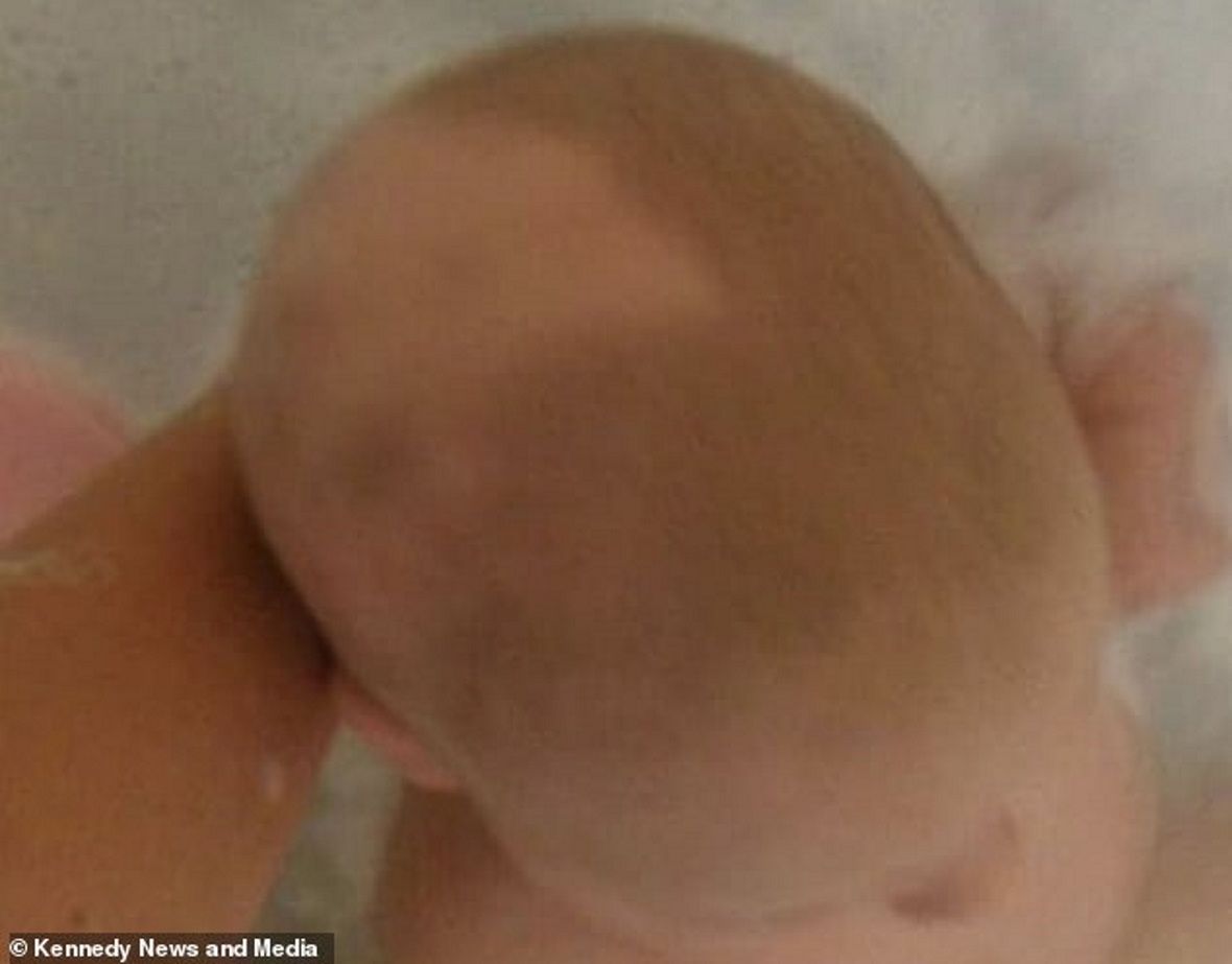 Blondynka czy brunetka