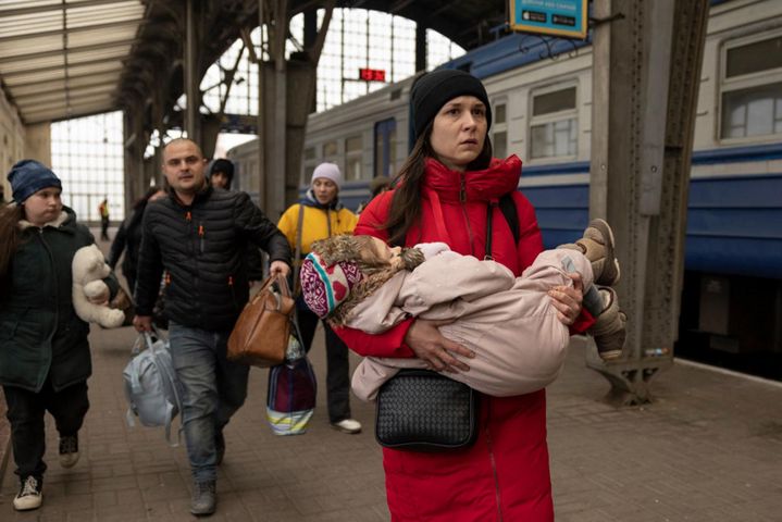 Jak się zachowywać, jeśli pod swój dach przyjmiemy uchodźców z Ukrainy?