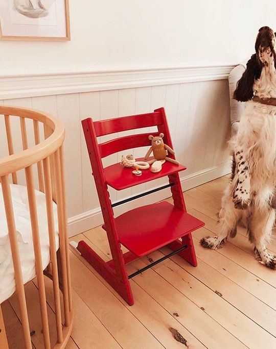 Kasia Tusk wybrała krzesełko do karmienia dla dziecka. To kultowe Stokke Tripp Trapp