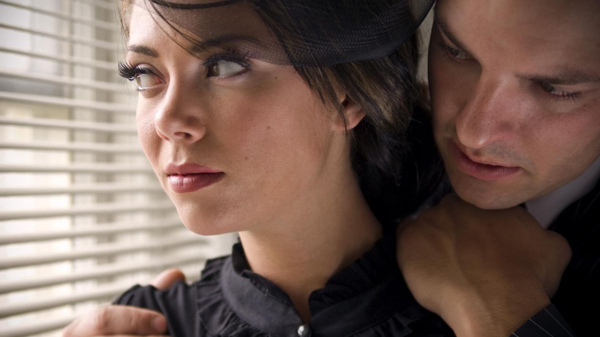 8 rodzajów toksycznych partnerów, których powinnaś za wszelką cenę unikać