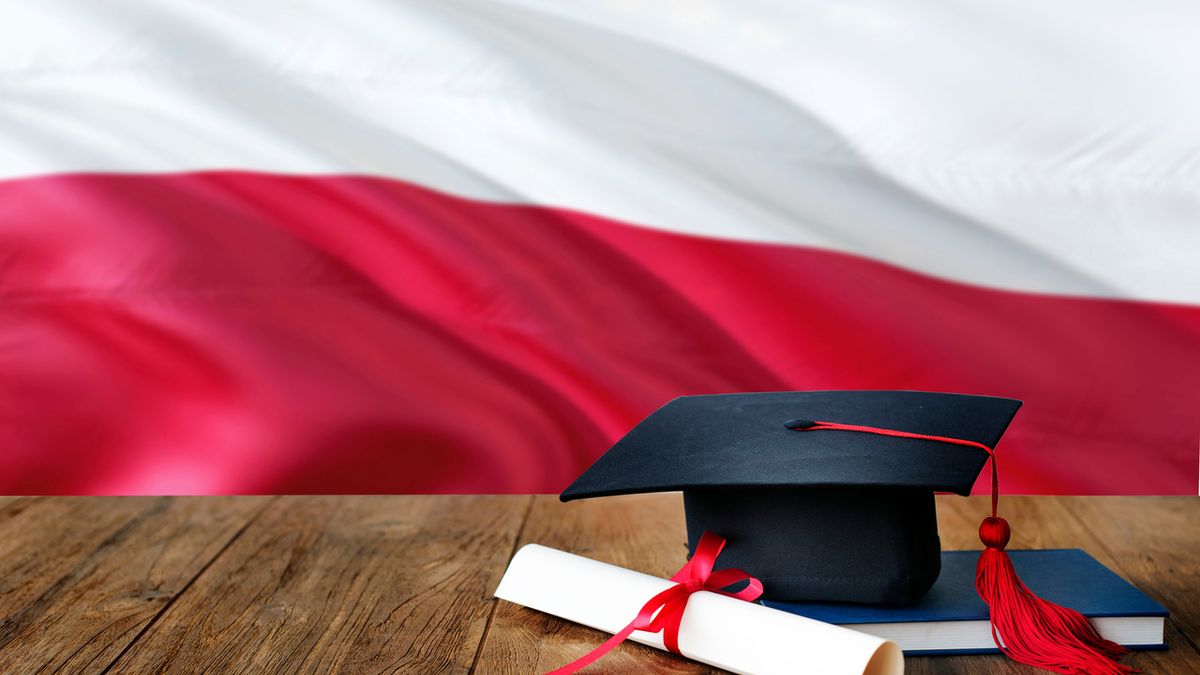 Świadectwo z paskiem. Jaką trzeba mieć średnią?