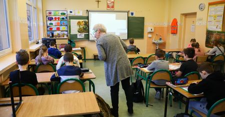 Nauczyciele nie znoszą tego u uczniów. Ekspert: To najzwyczajniej głupie