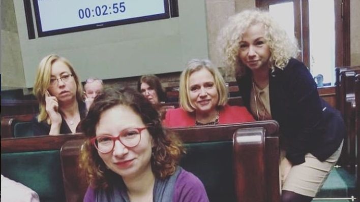 Daria Gosek-Popiołek z dzieckiem w Sejmie