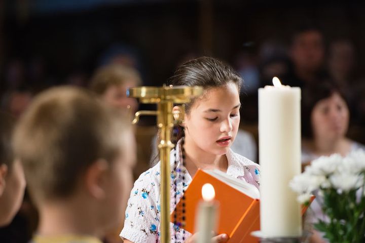 W większości parafii każdej niedziel odbywają się msze przeznaczone dla dzieci.