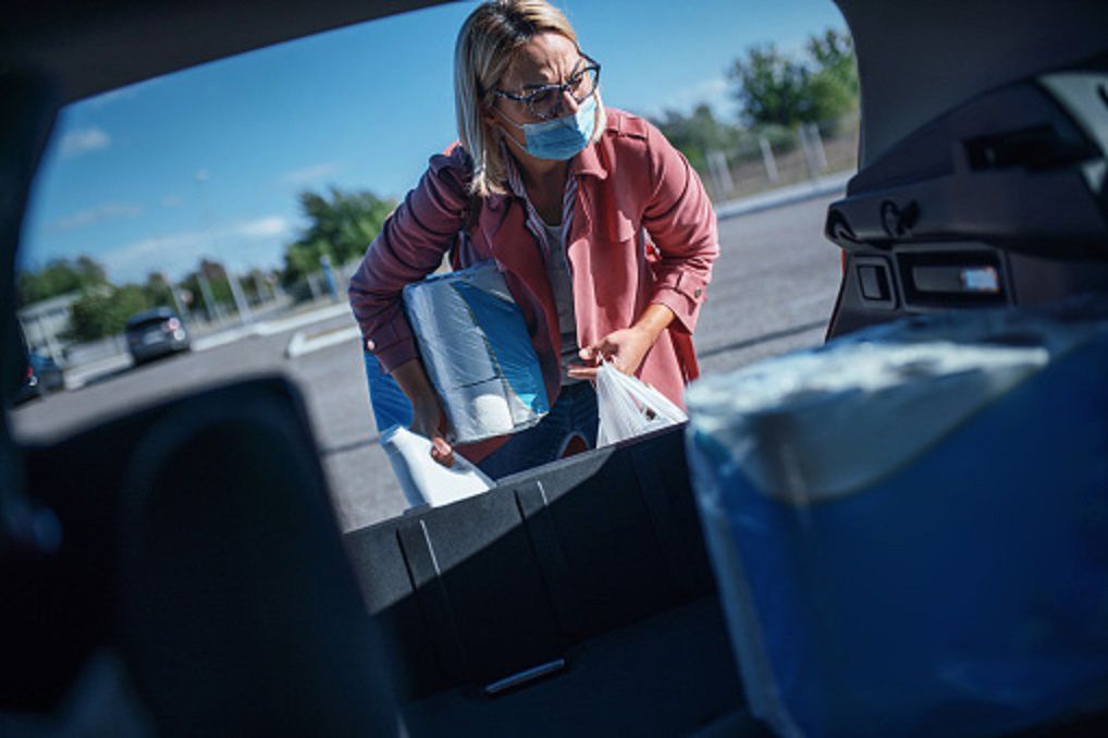 Koronawirus. Ból brzucha po przejściu COVID-19. Pacjenci opowiadają o dolegliwościach