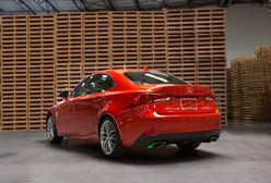 Lexus IS Sriracha