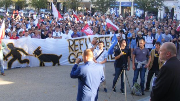 Partia KORWiN latem organizowało protesty przeciwko przyjęciu uchodźców.