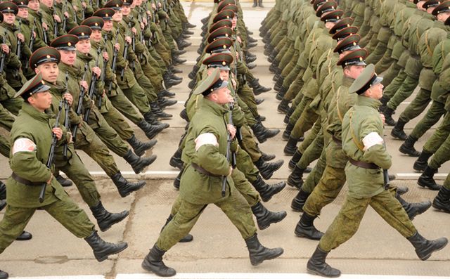 Raport SIPRI: Rosja się zbroi, państwa NATO oszczędzają. Wyjątkiem Polska