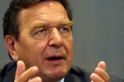 Kanclerz Schroeder z optymizmem o konstytucji UE