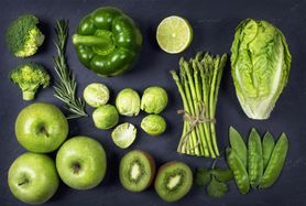 Zielone warzywa przeciw starzeniu się mózgu. Jak działają? (WIDEO)