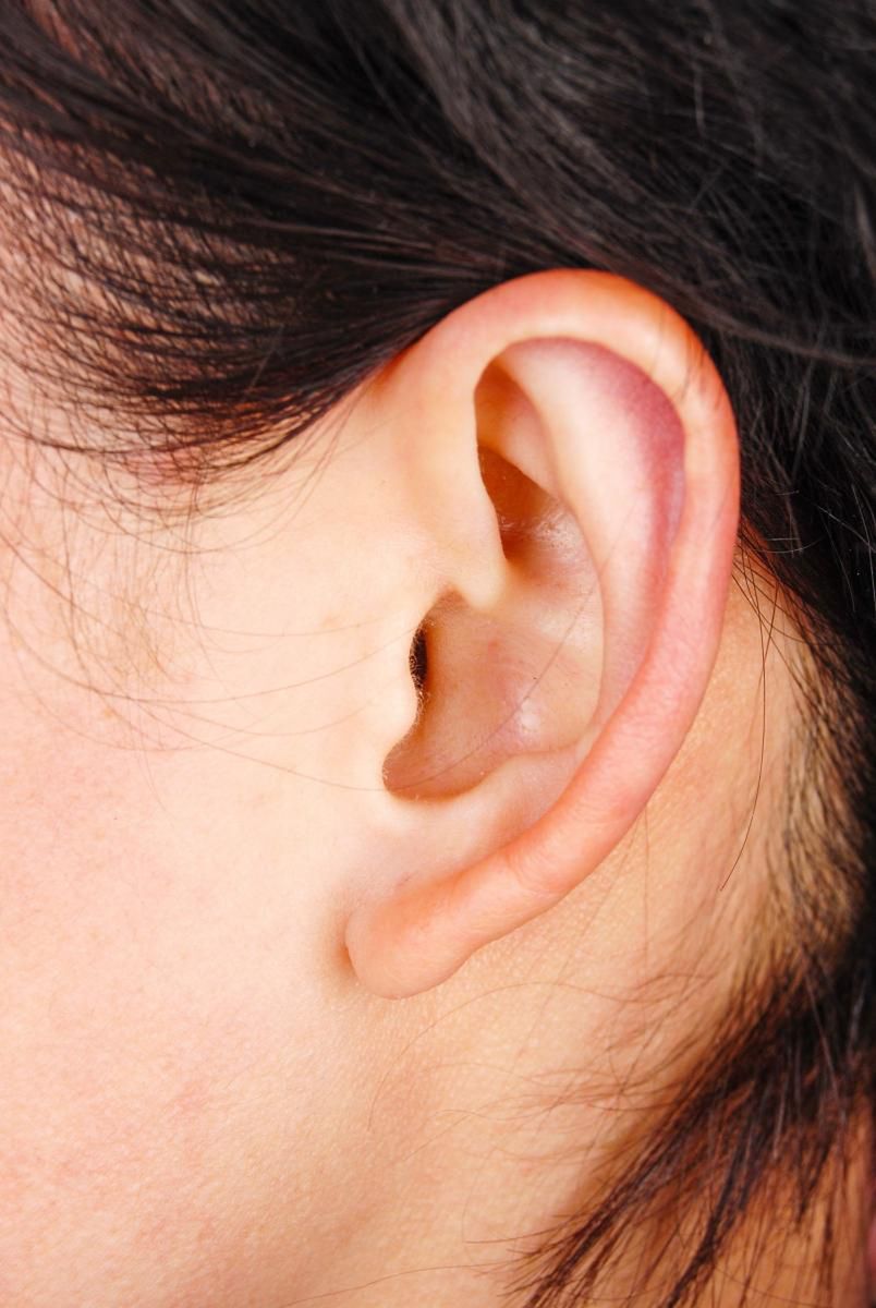 Perlak to zmiana chorobowa ucha środkowego